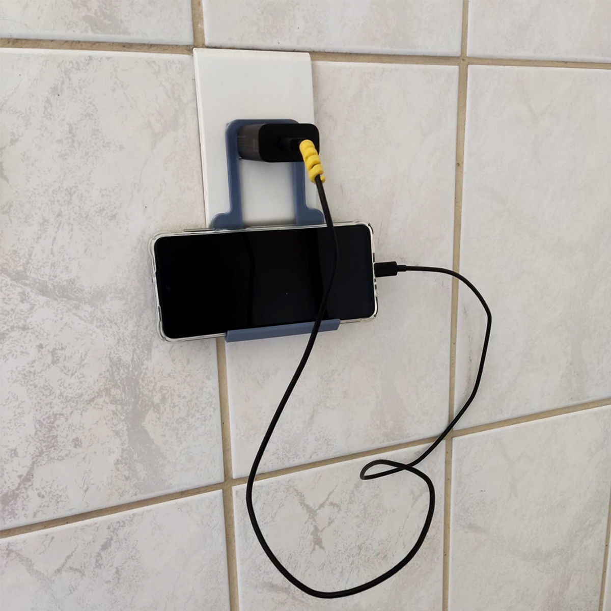 Simple Charging Phone Holder - Simple Plug Printable 3D print model_1
