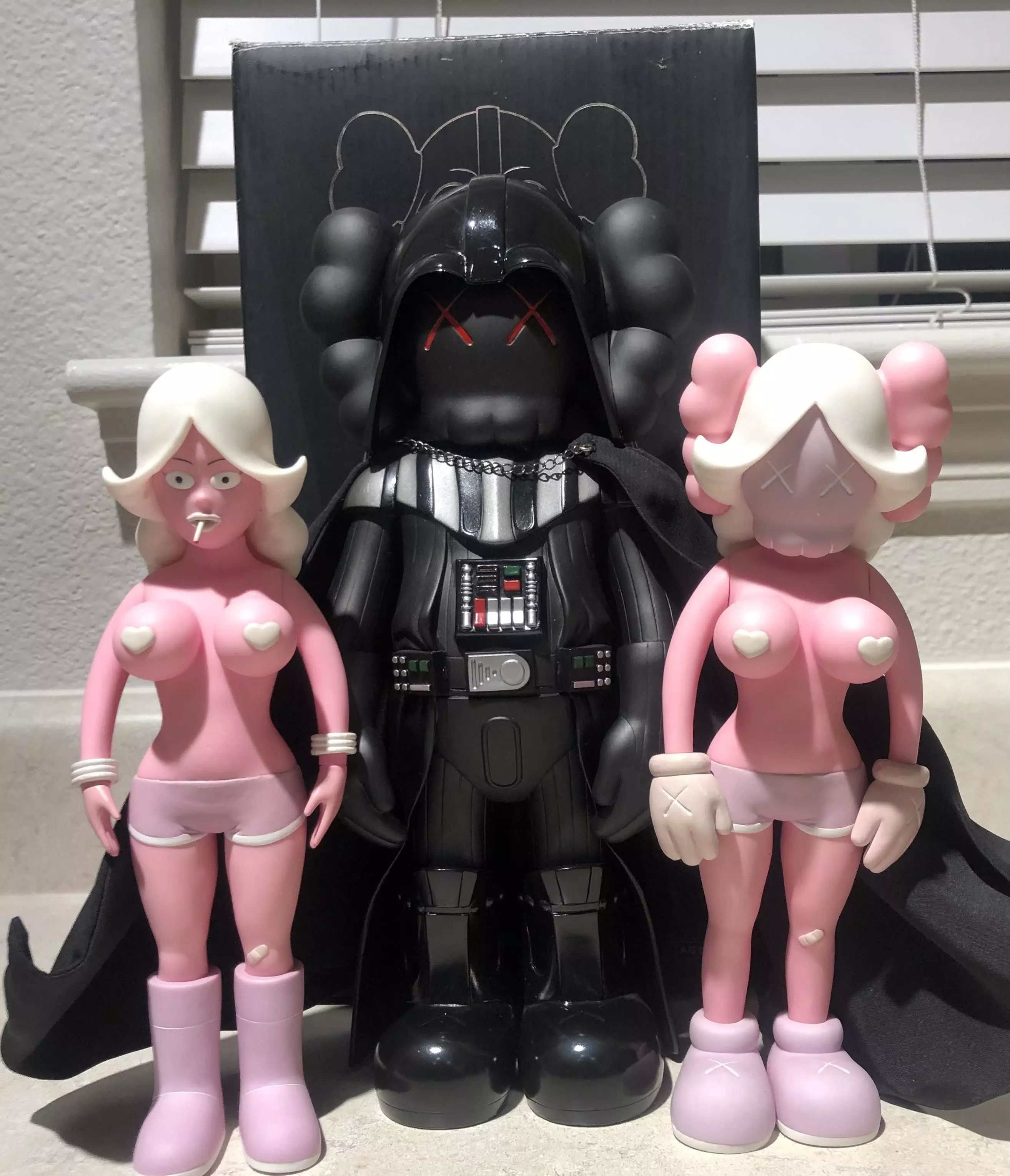Kaws Darth Vader and Pink Twins for Print 3D print model_0