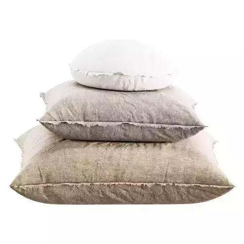 Decorative pillow set