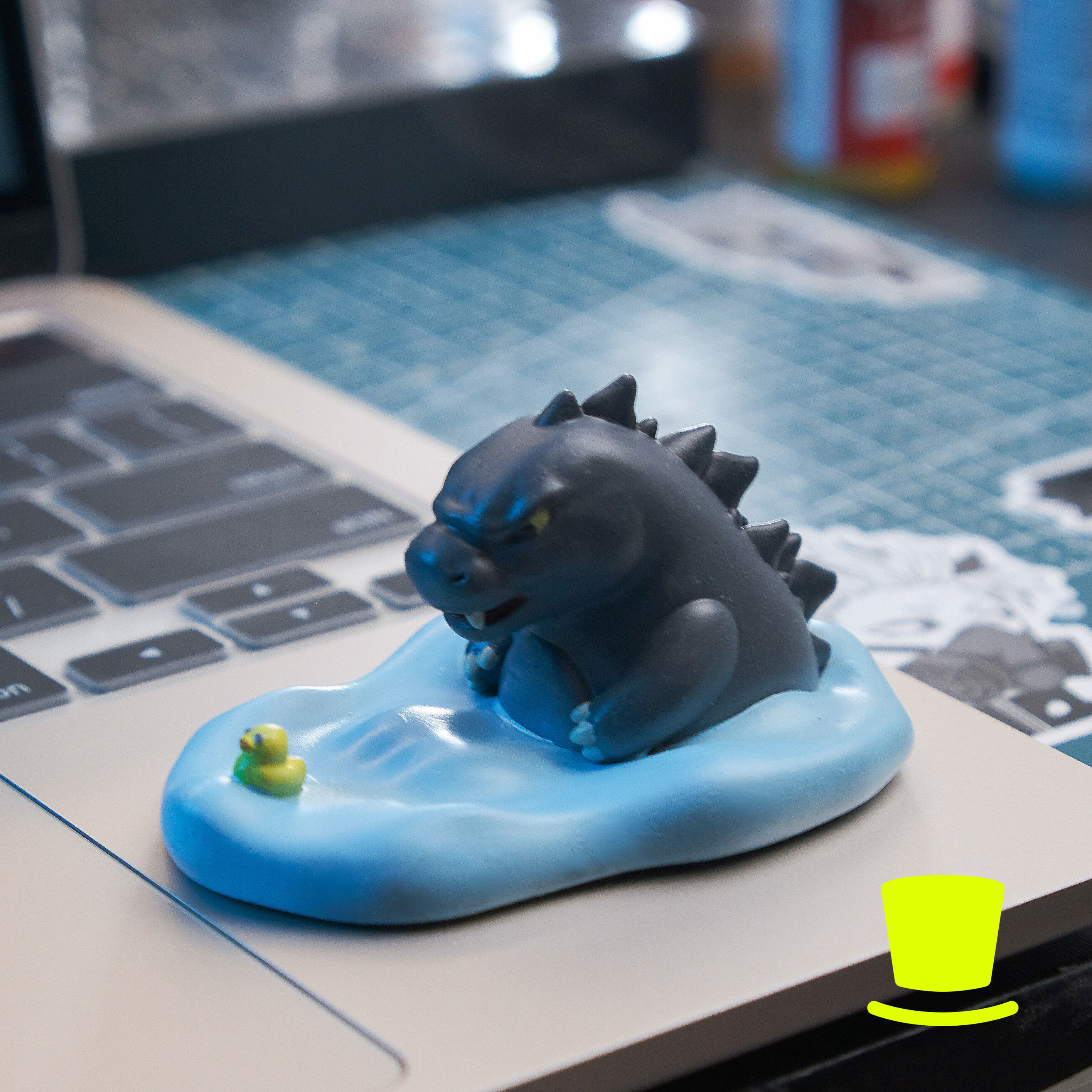 Godzilla Chubby - Chasing The Duck Free 3D print model_1