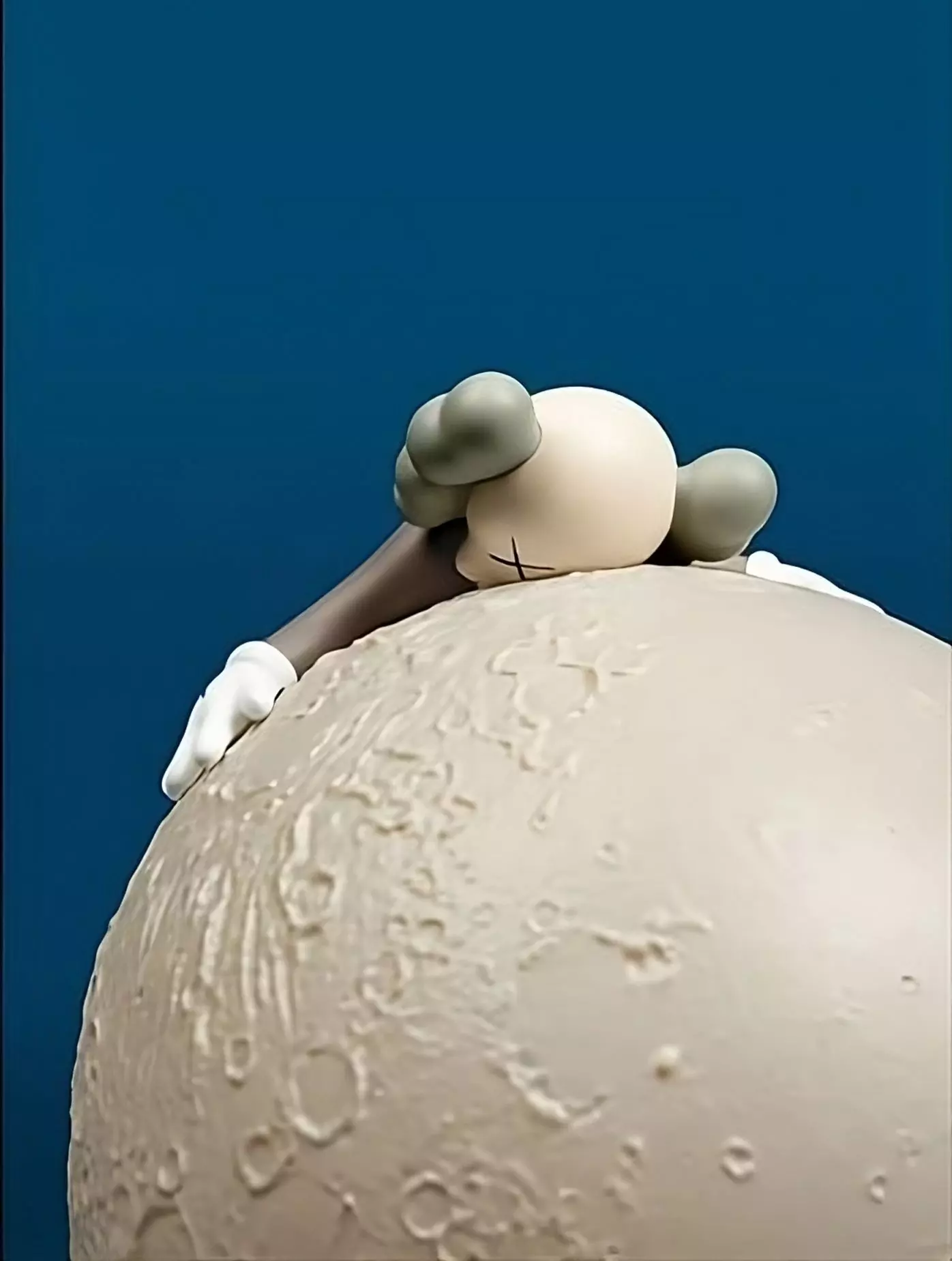 Kaws Holiday Shangai Big Moon Fan Art Toy 3D print model
