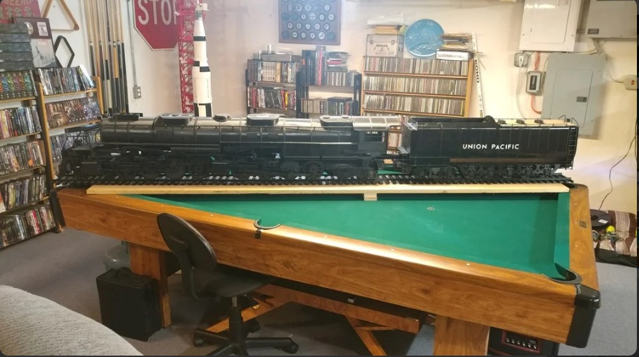 1-15th scale union pacific 4012 tender 3D print model_4