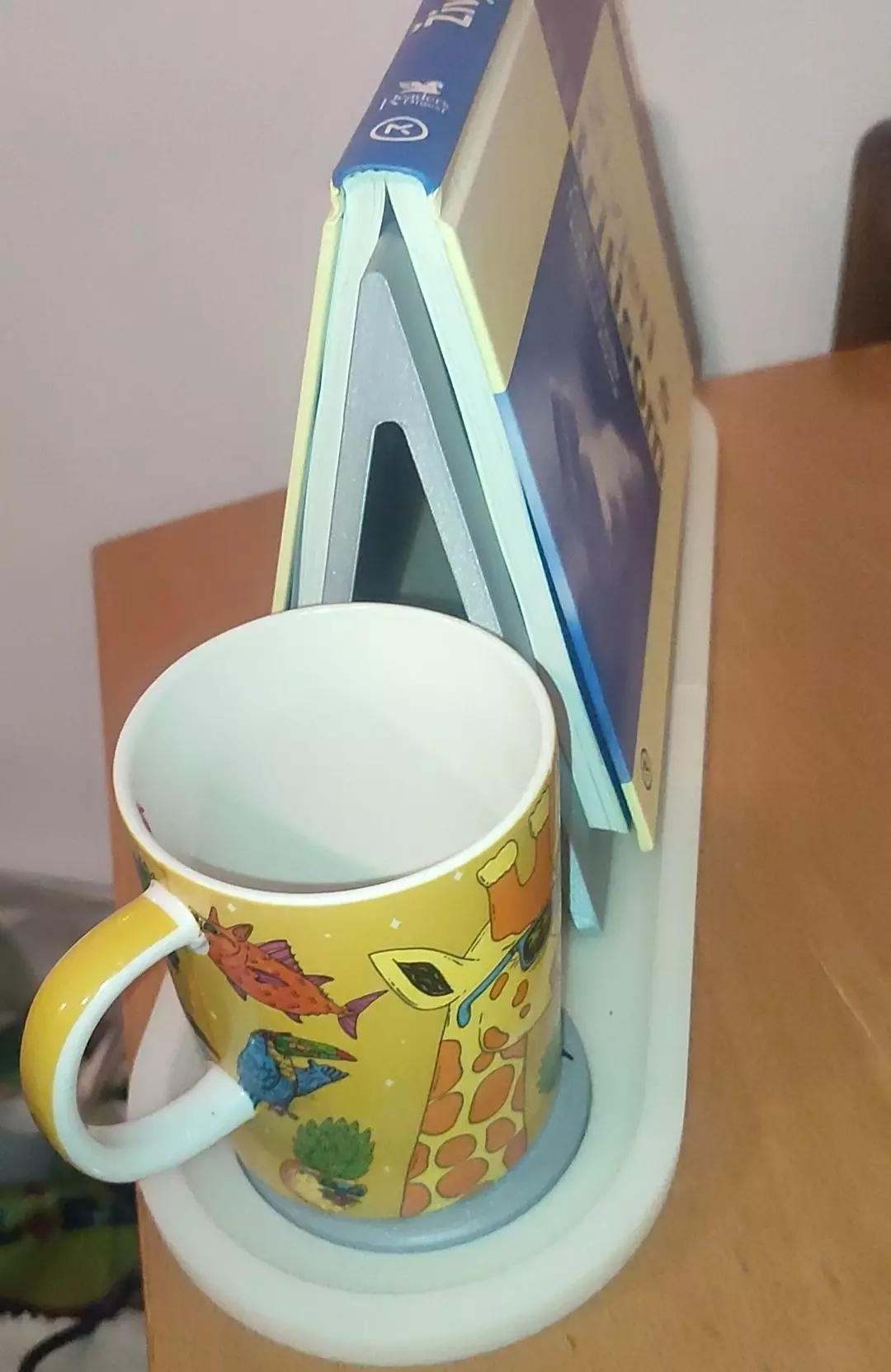 Book holder with coaster Fourth Wing 3D print model