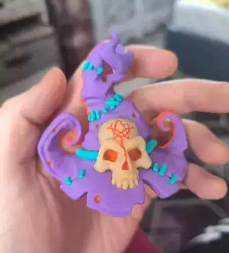 Halloween witch hat keychain bas-relief 3d print