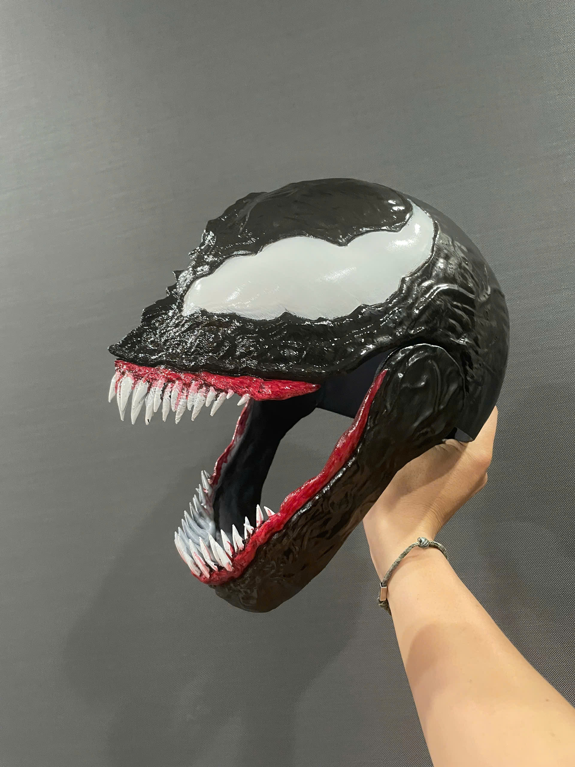 Venom Damaged Helmet Moveable - Marvel Movie 2024 3D print model_6