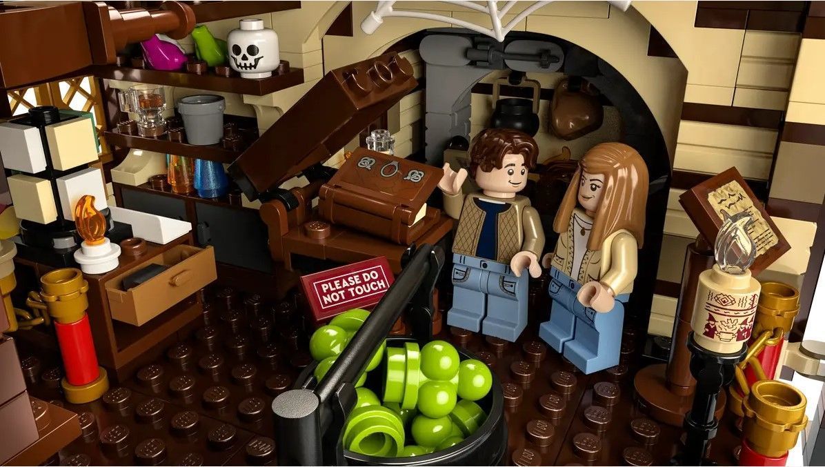 PixelBricks3D - Lego Sanderson Sisters Cottage  3D print model_9