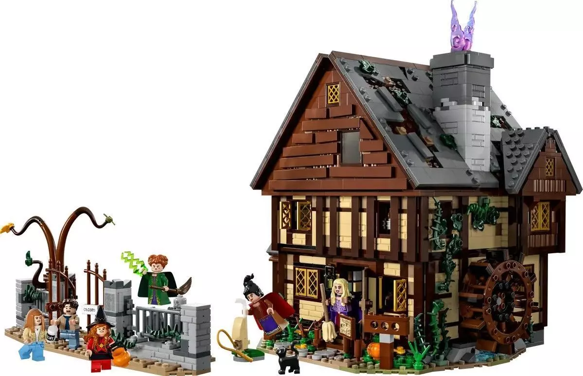 PixelBricks3D - Lego Sanderson Sisters Cottage  3D print model_0