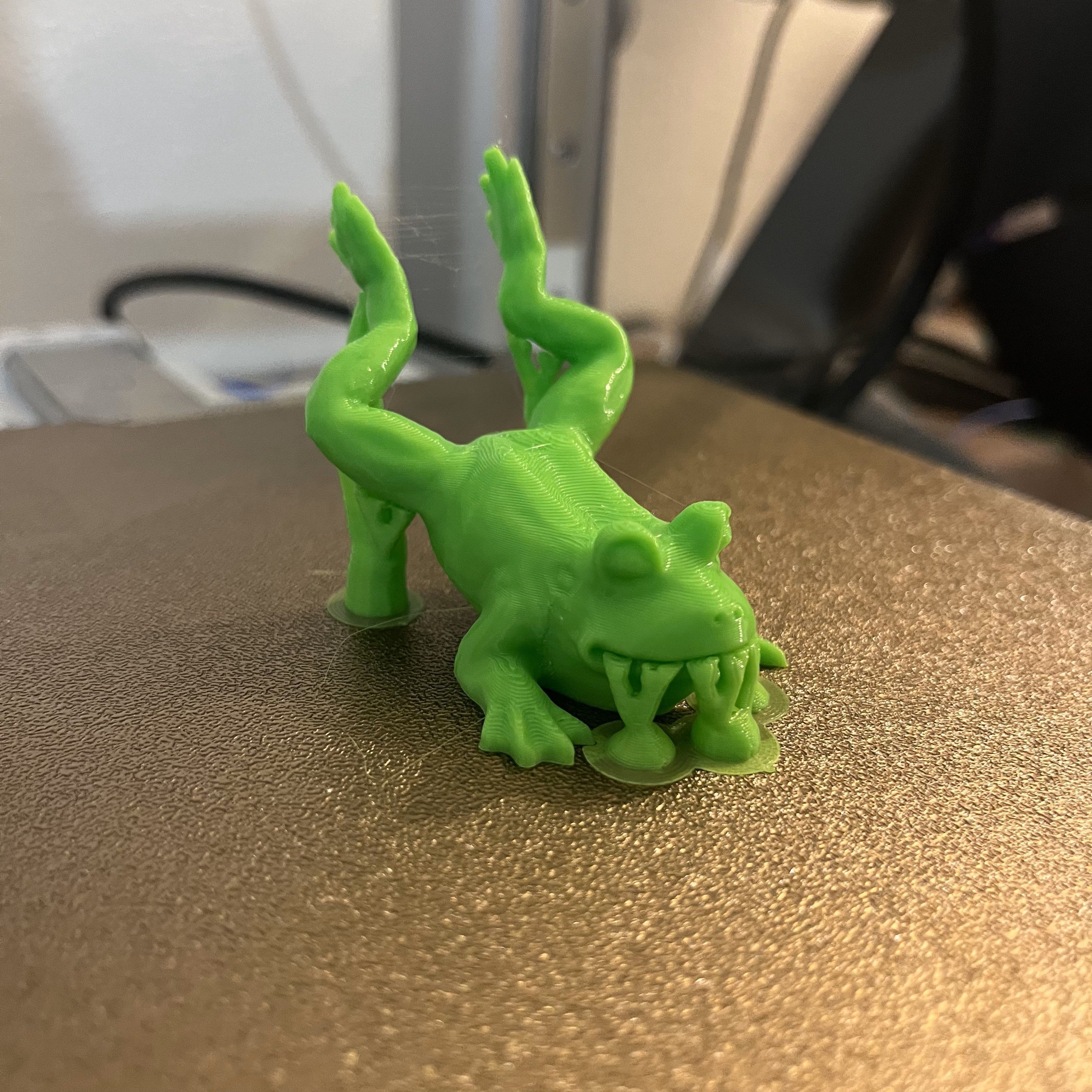Frog on belly 3D print model_3