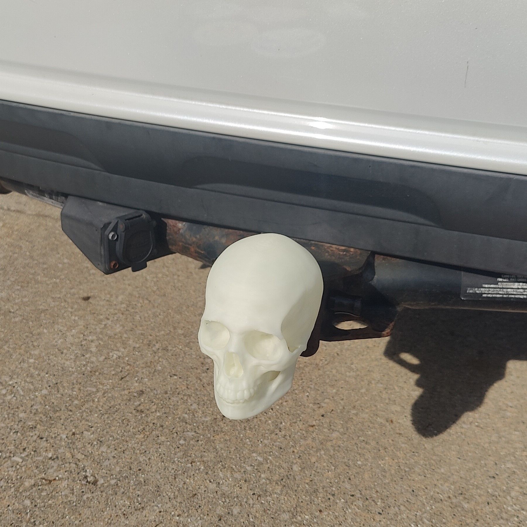 Skully the Trailer Hitch Cover 3D print model_2