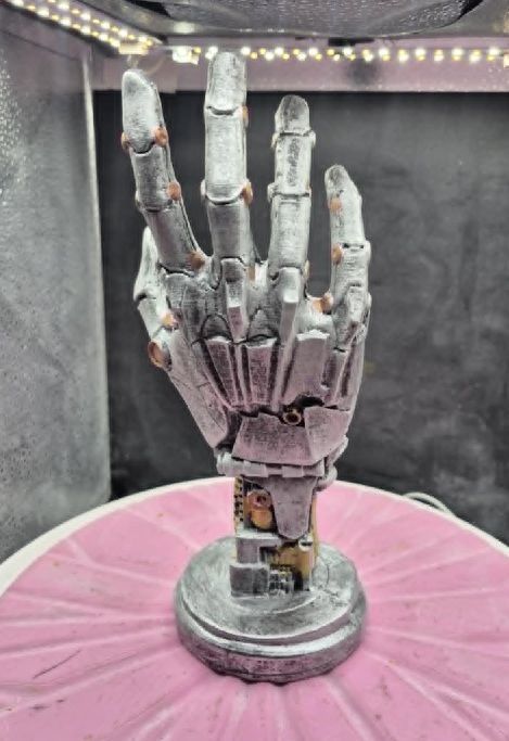 robot hand phone holder 3D print model_5