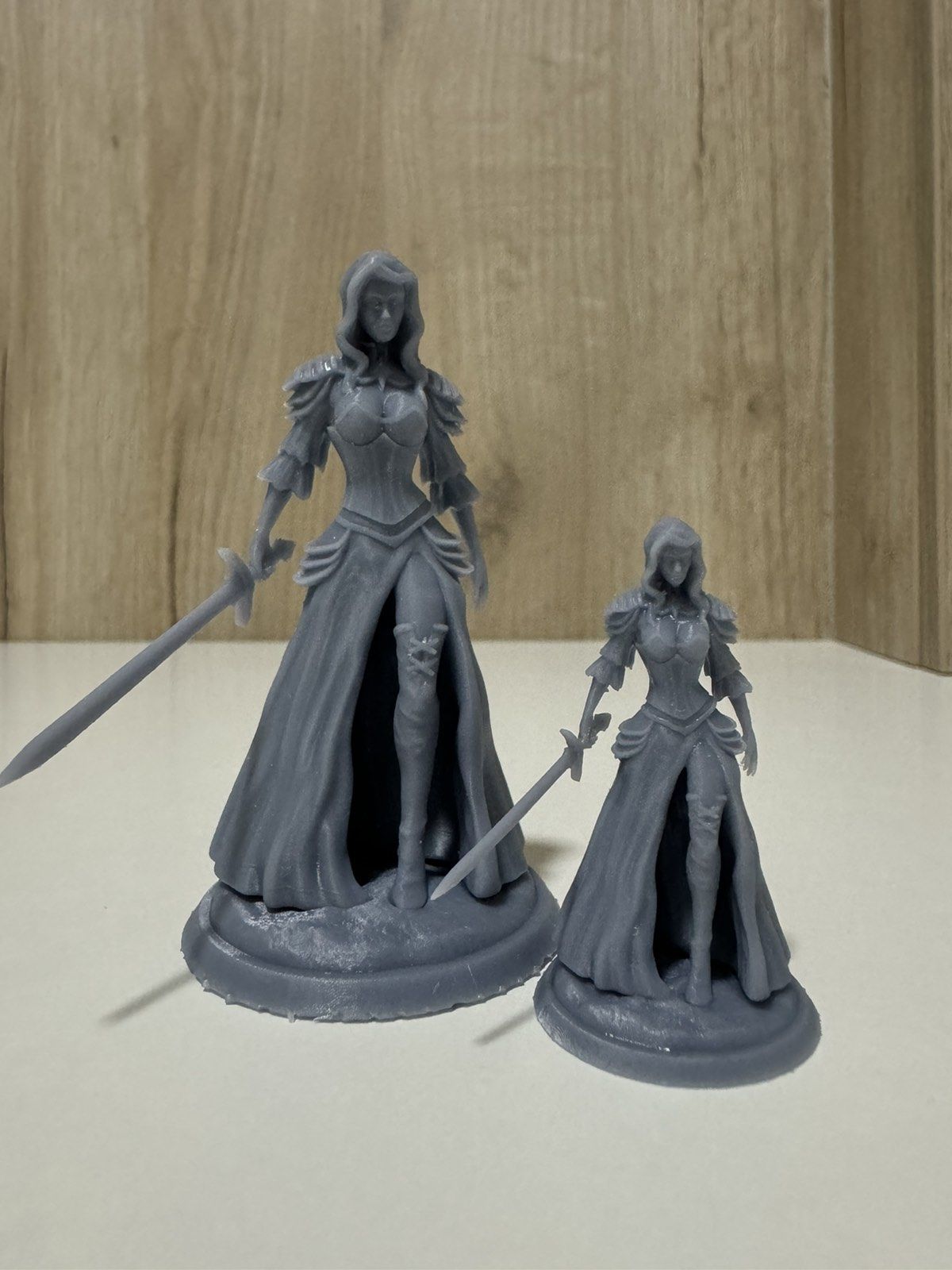 Vampire mistress female warrior with sword - 32 and 75mm scale 3D print model_5