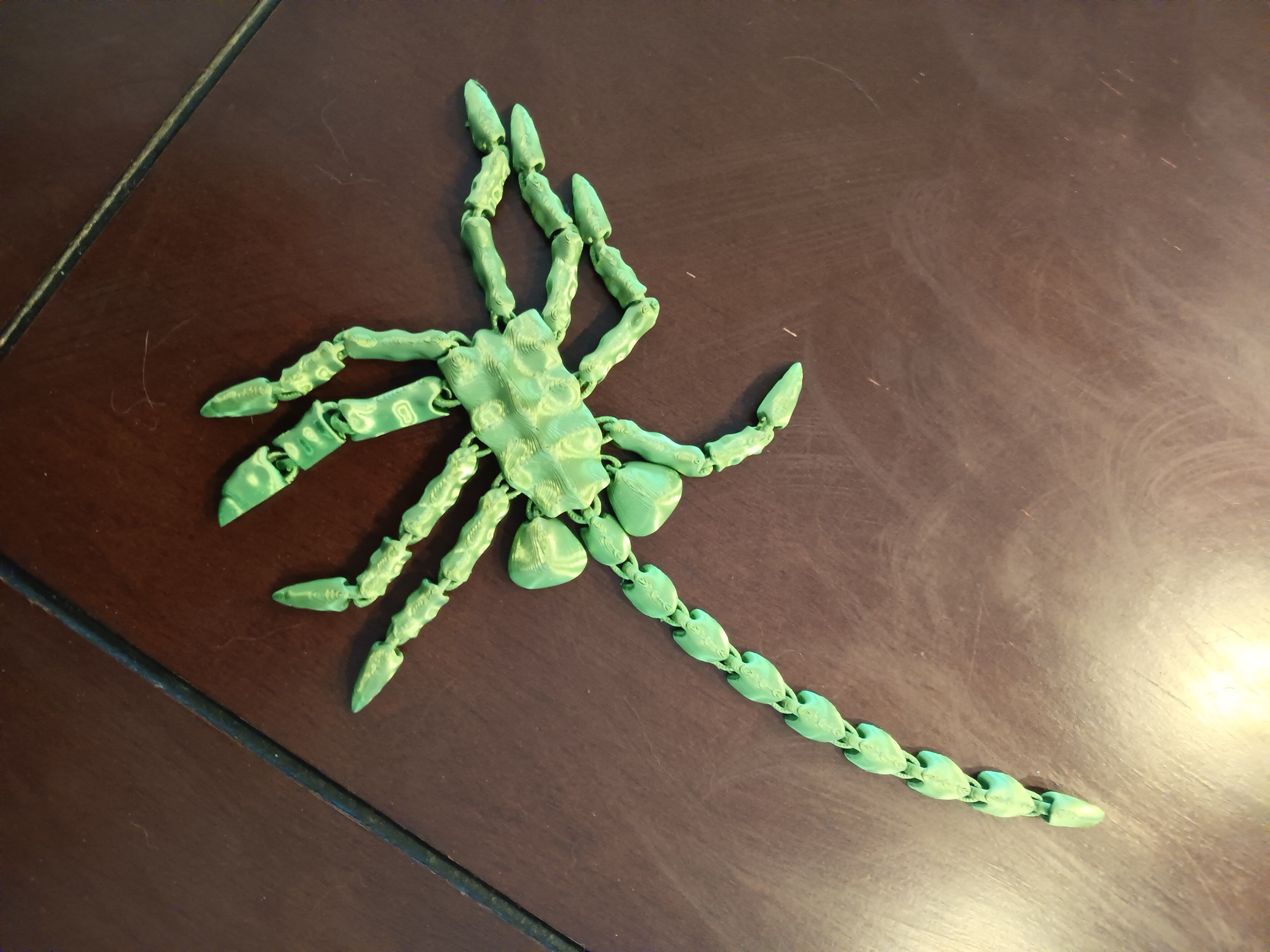 Facehugger - flexi fidget toy 3D print model_1