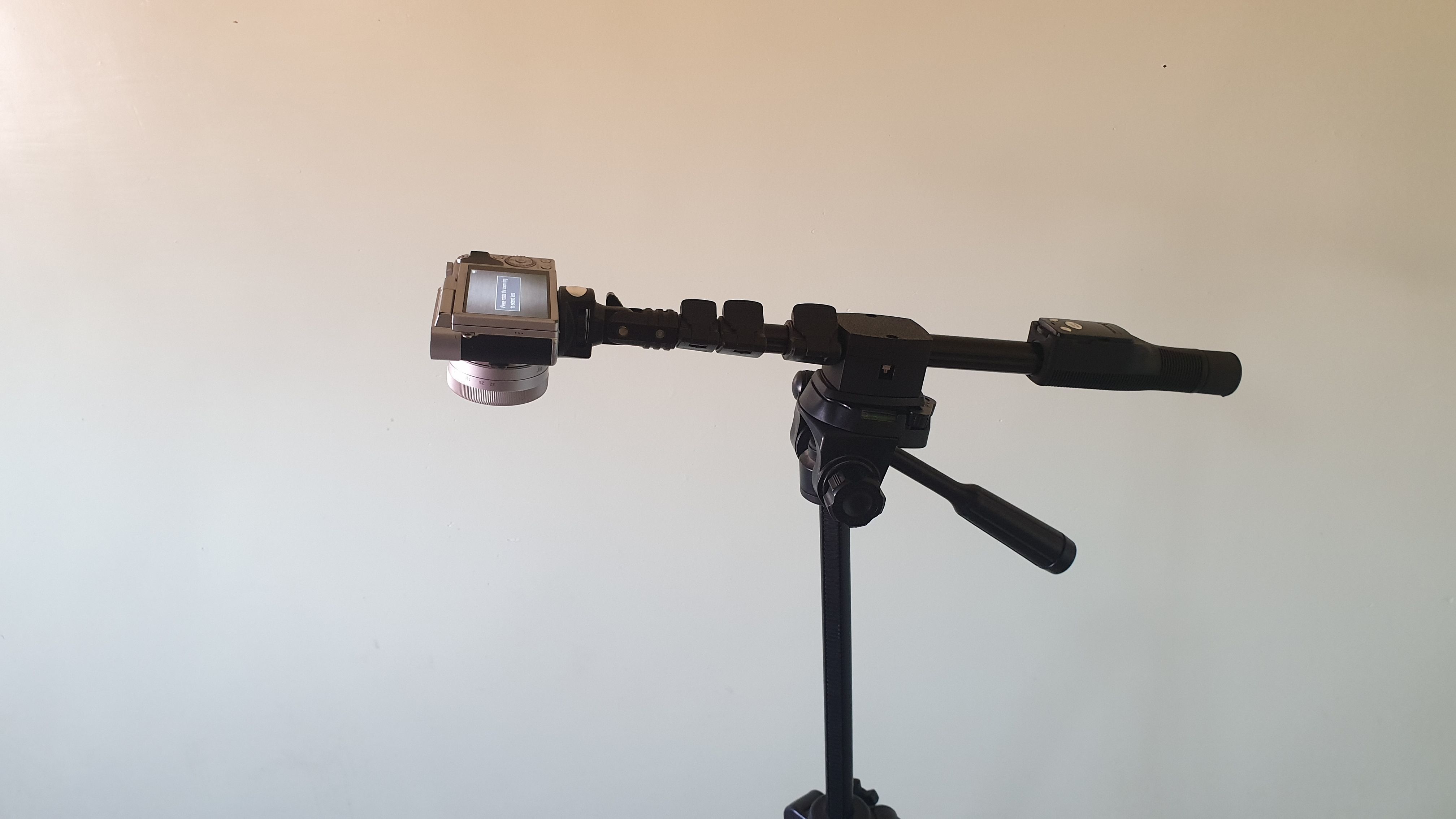 Tripod to selfie stick adapter or joiner for overhead recording  3D print model_1