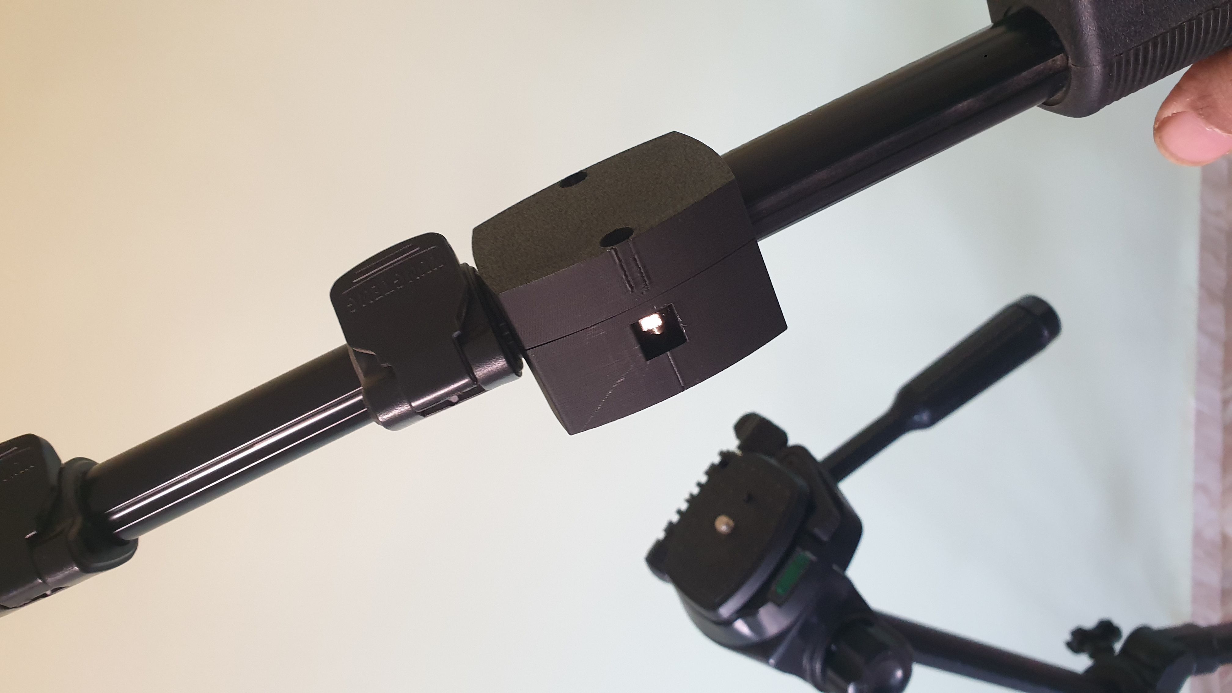 Tripod to selfie stick adapter or joiner for overhead recording  3D print model_9