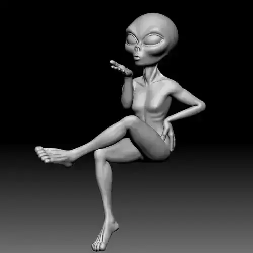 Alien Statue - 0190