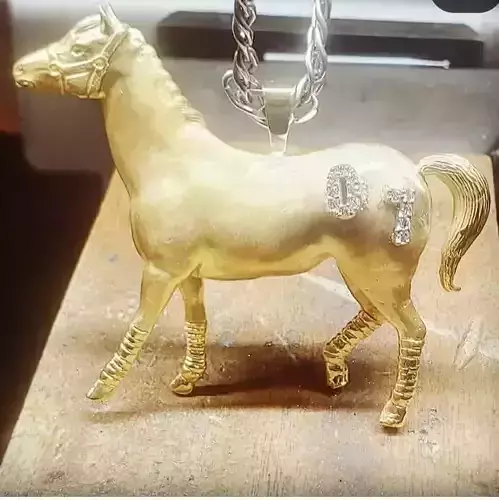 3d horse gold or silver