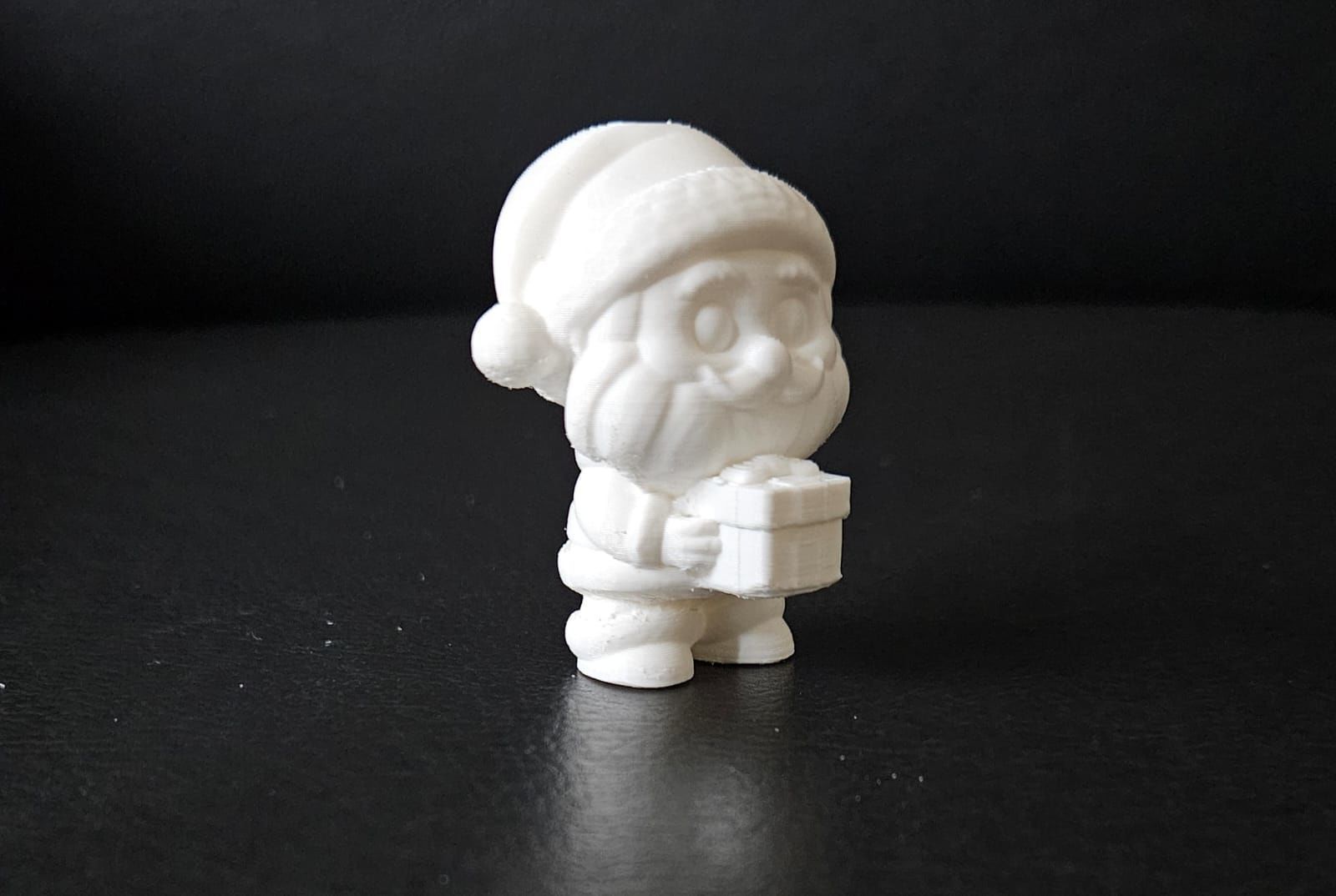 Santa Claus with Present 3D print model_6