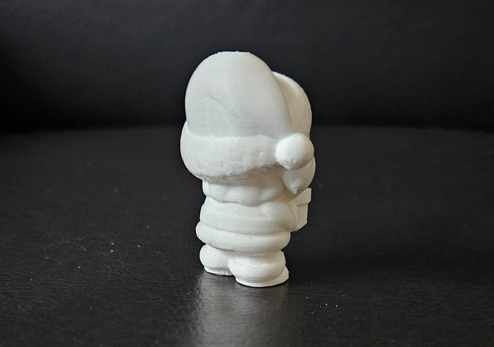 Santa Claus with Present 3D print model_8