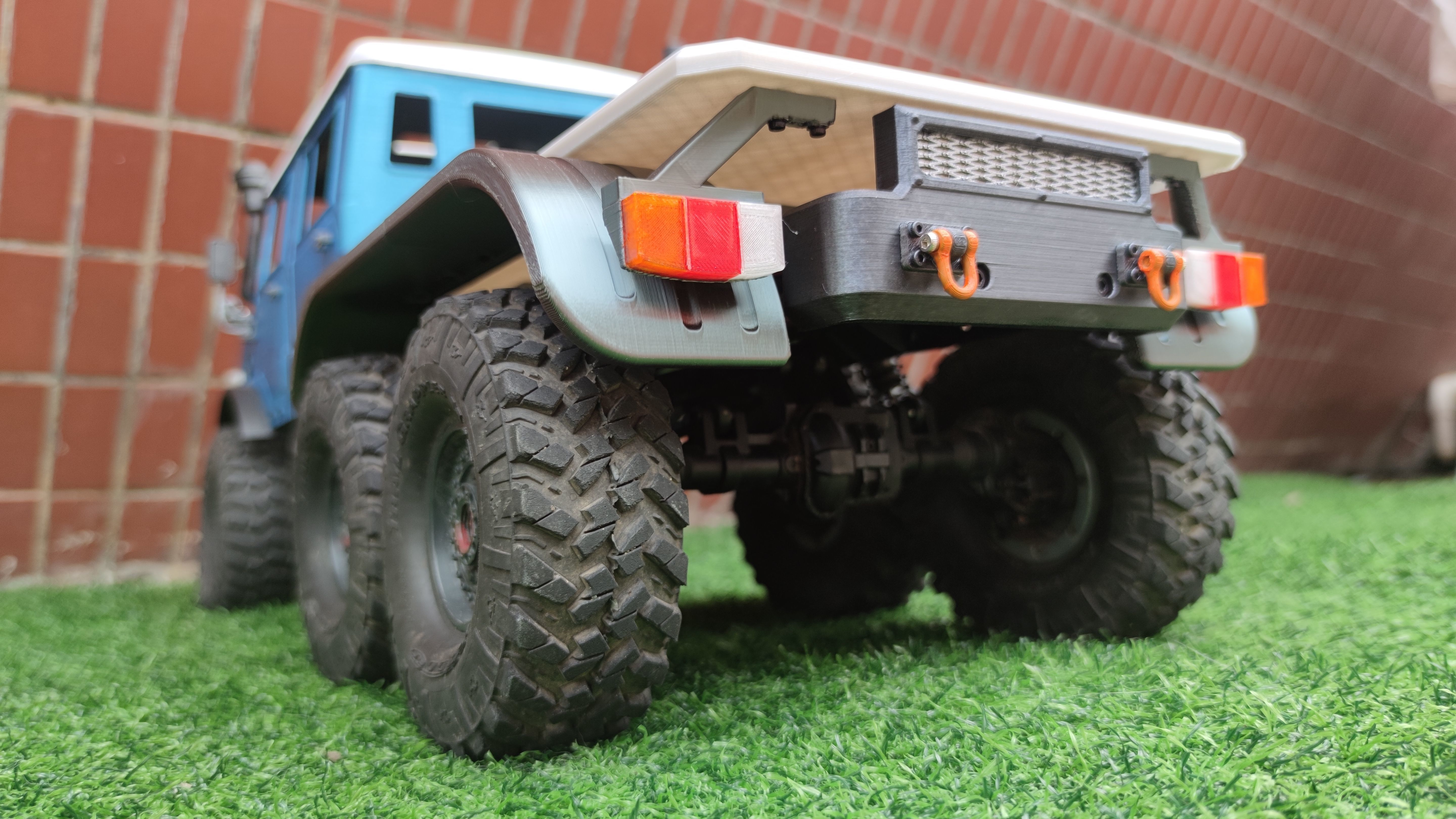 Bog 406 TRX6 Flatbed for Crew Cab - 1-10 RC body attachment 3D print model_2