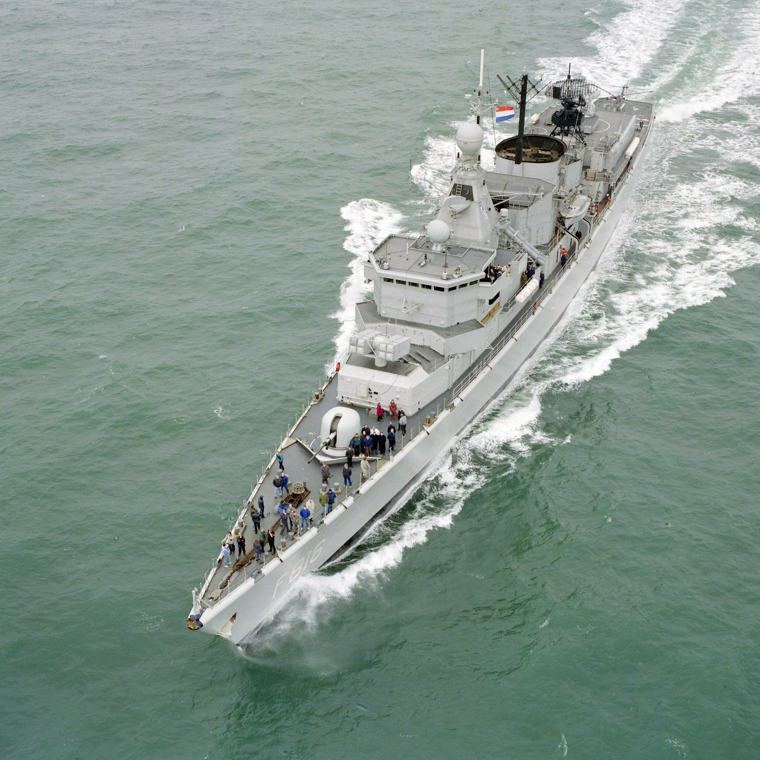 Kortenaer Class Frigate Dutch navy for RC 1-100 scale 3D print model_1