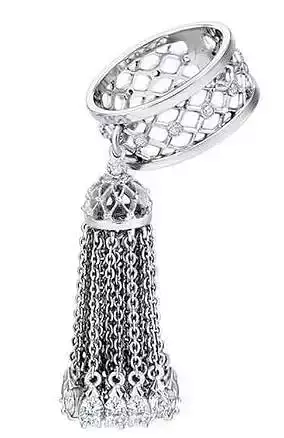 ring fashion tassel