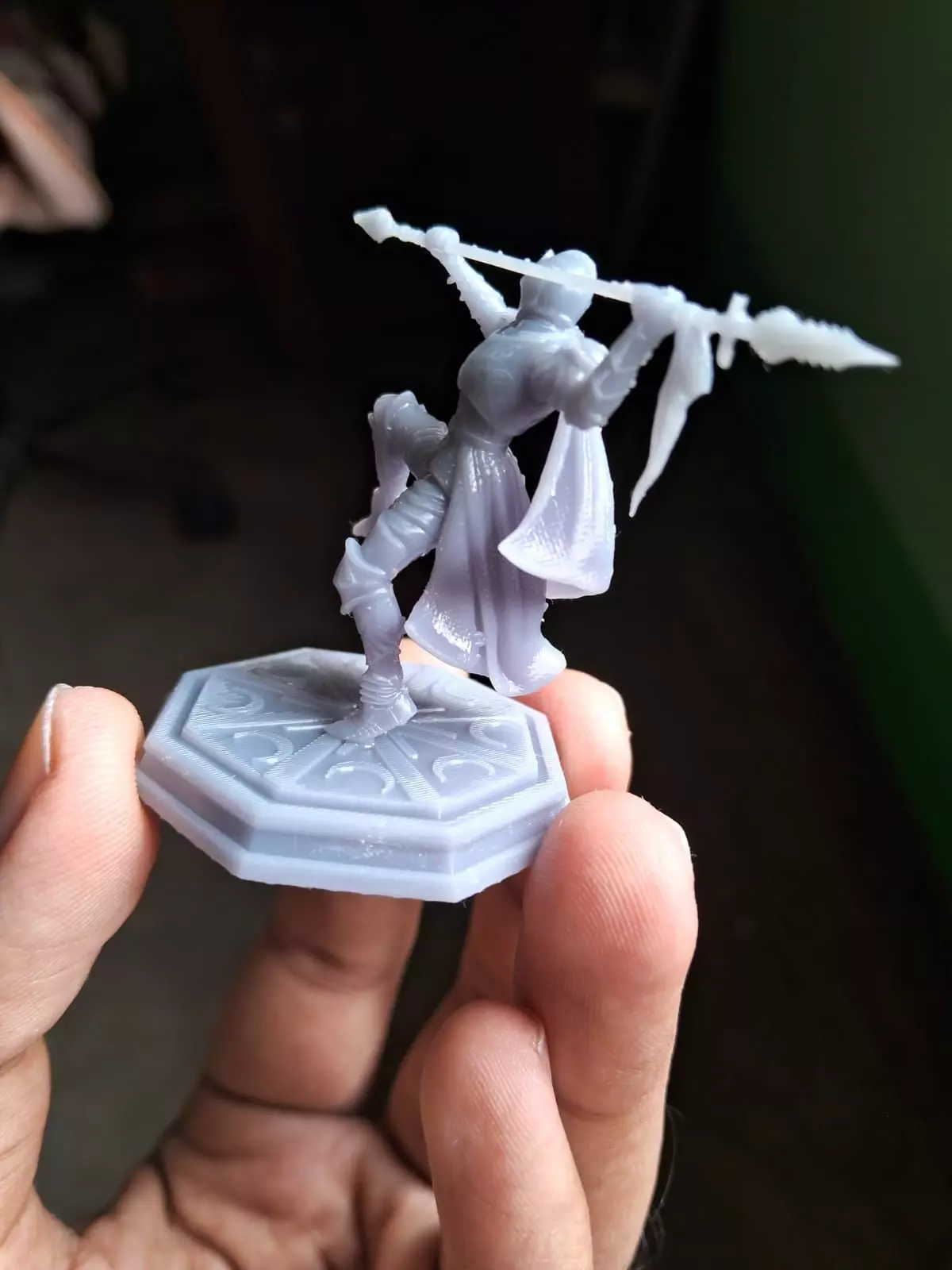 Hive Knight -3D Printable Miniature Presupported 3D print model_4