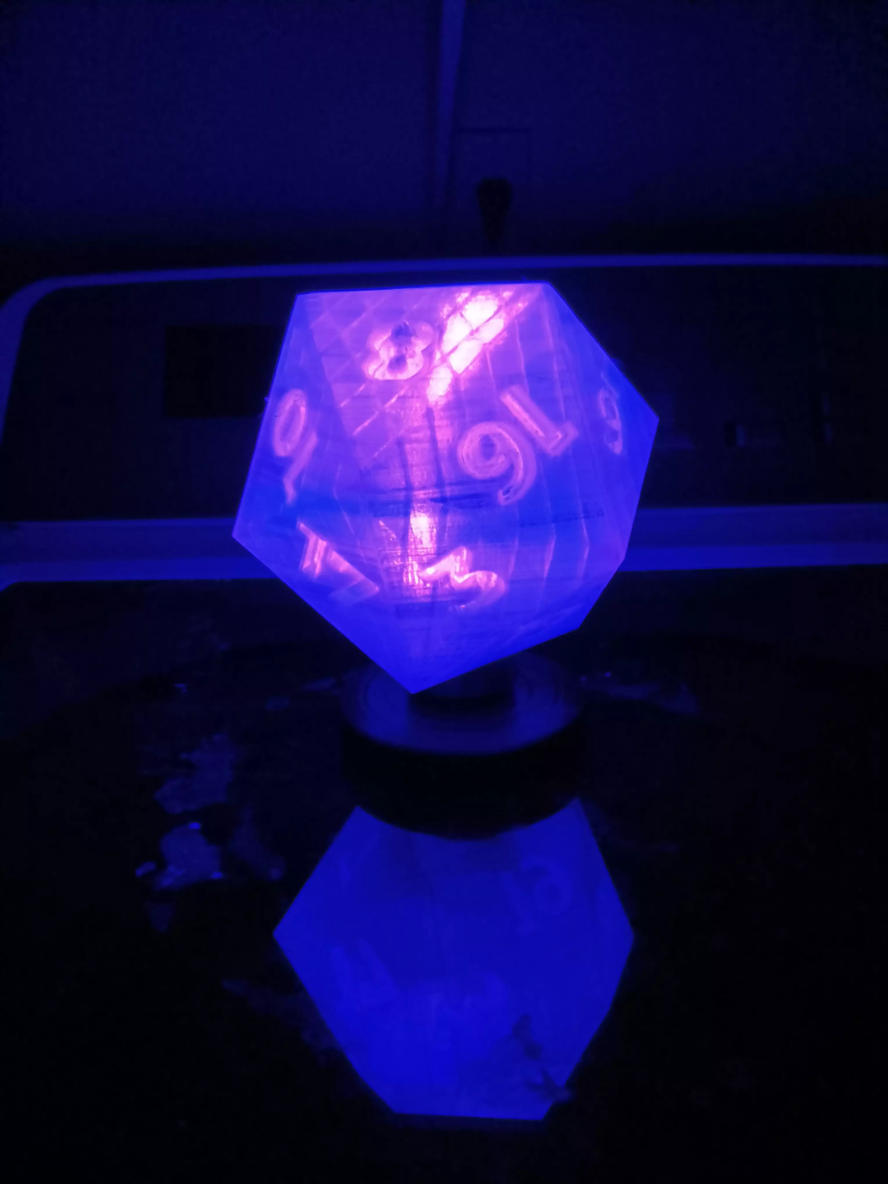 D20 Lamp and stand 3D print model_0