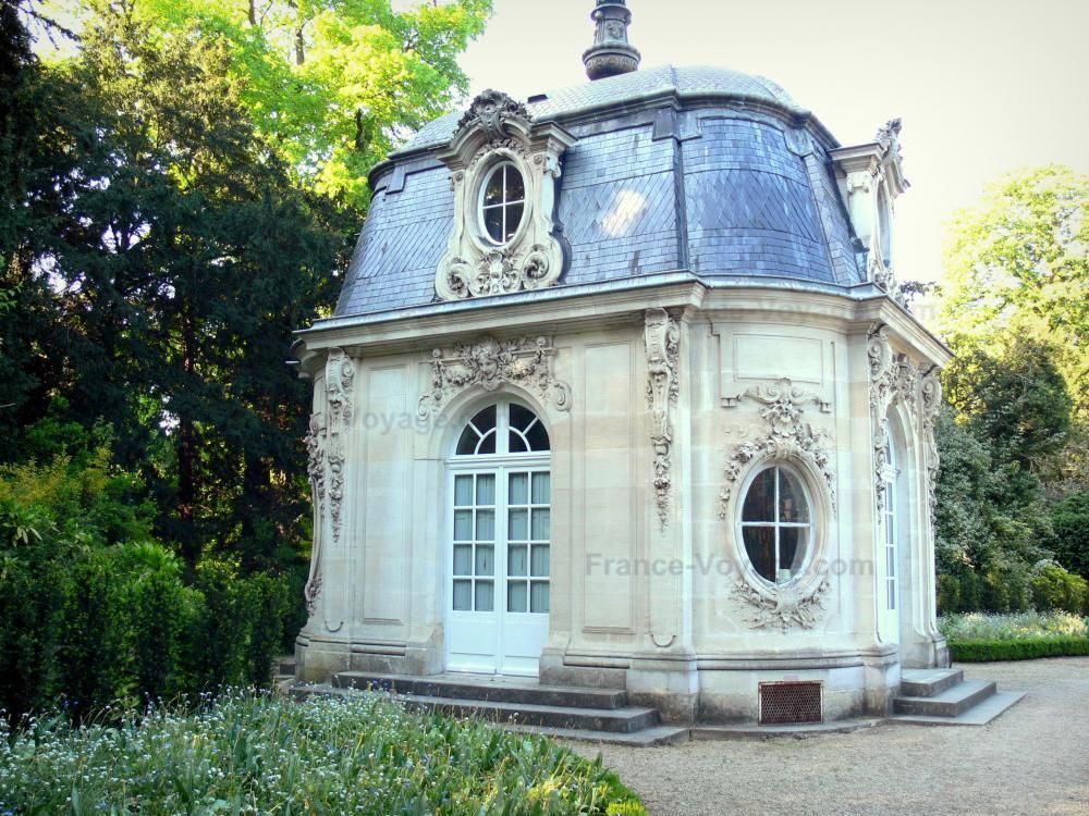 French Folly Ornate Building Chateau castle Palace 3D printable  3D print model_19