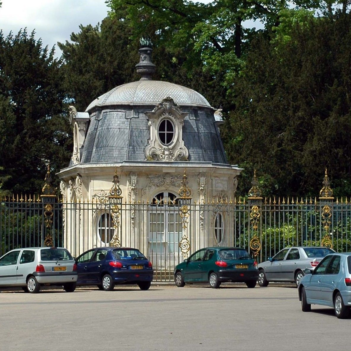 French Folly Ornate Building Chateau castle Palace 3D printable  3D print model_18