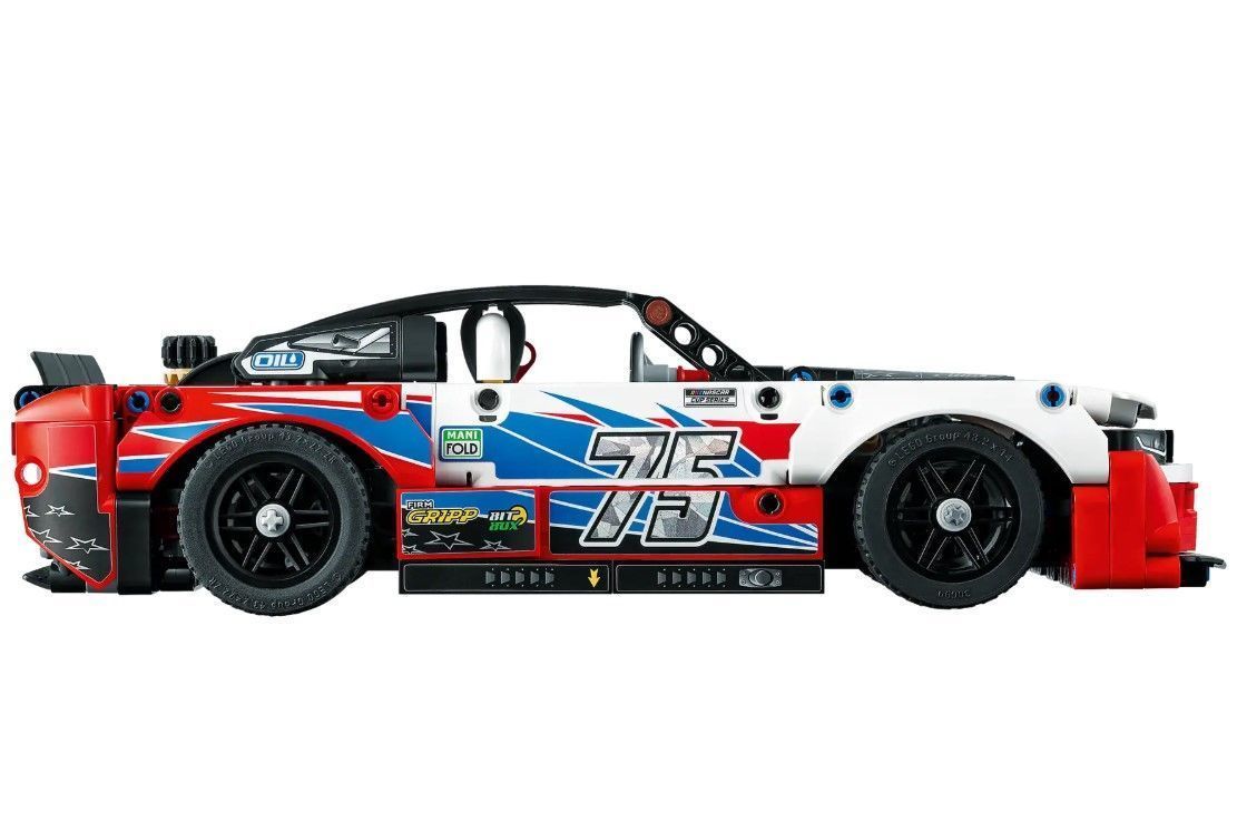 PixelBricks3D - LEGO NASCAR Next Gen Chevrolet Camaro ZL1  3D print model_1