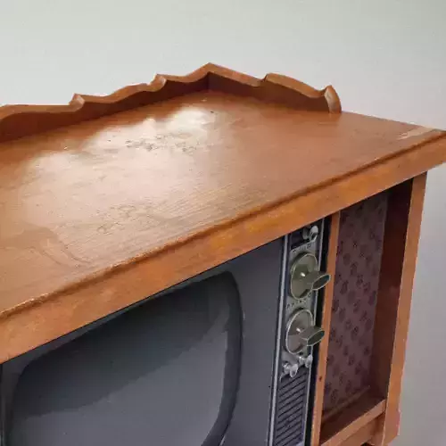 Philco Deluxe 23 TV Vintage old and worn lowpoly