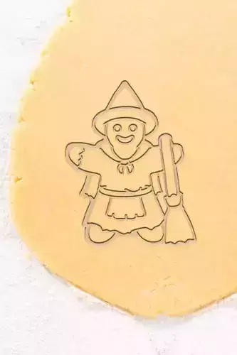 Ginger Witch Cookie Cutter - Biscuit Cutter