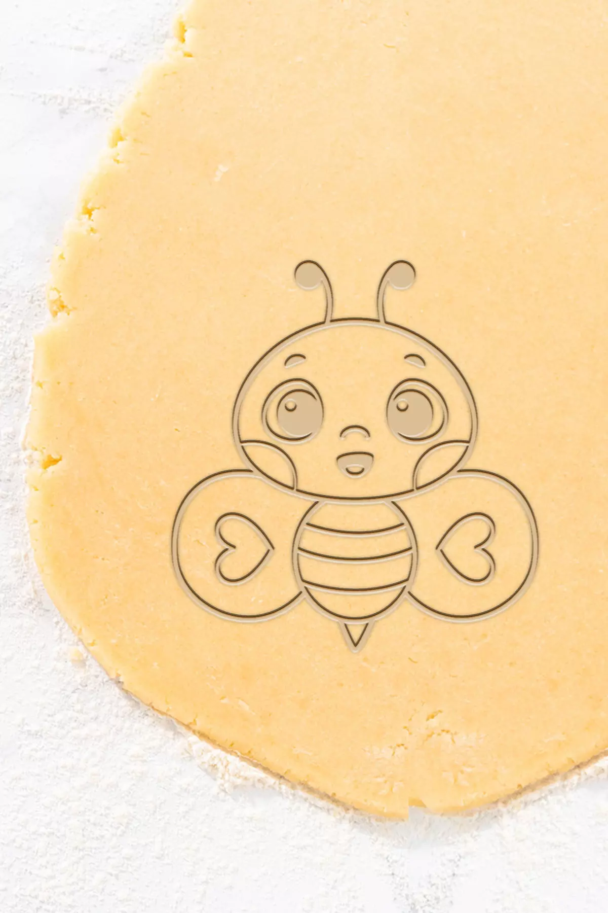 Pretty Bee Cookie Cutter - Biscuit Cutter 3D print model_0