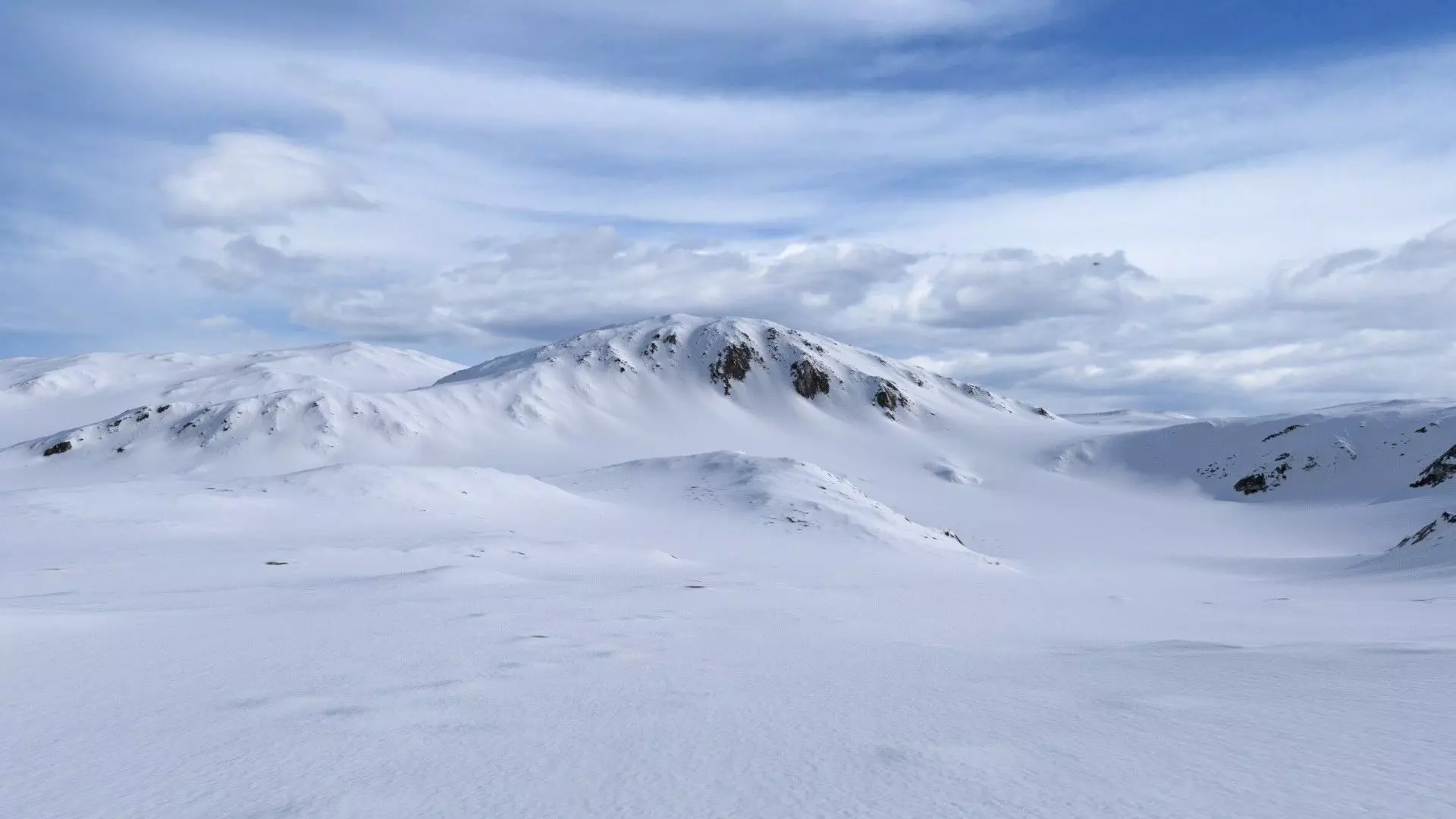 Snow Mountain 01 Low-poly 3D model_0