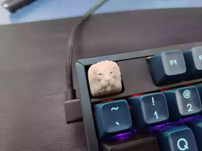 LION KEYCAP