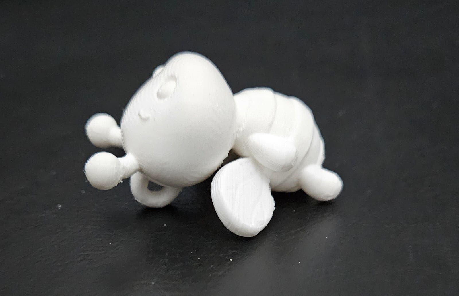 Flying Bee Keychain 3D print model_9