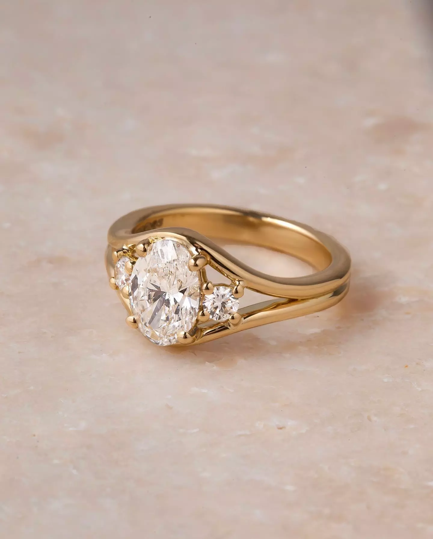 Three Stone Engagement Ring 3D print model_0