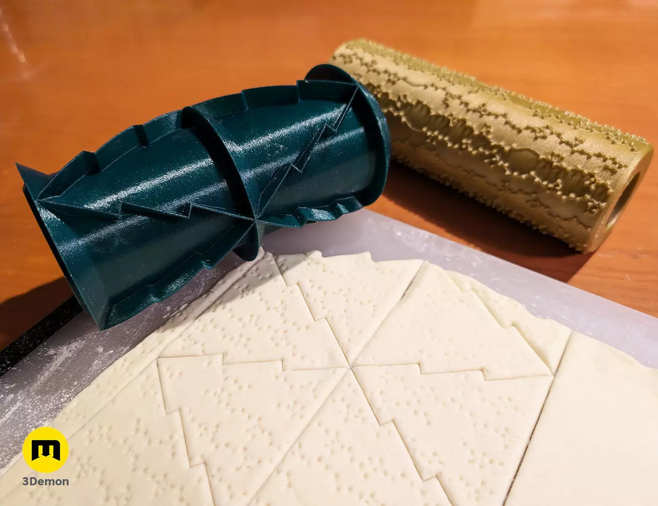 Christmas Tree Roller Cutter Free 3D print model_0