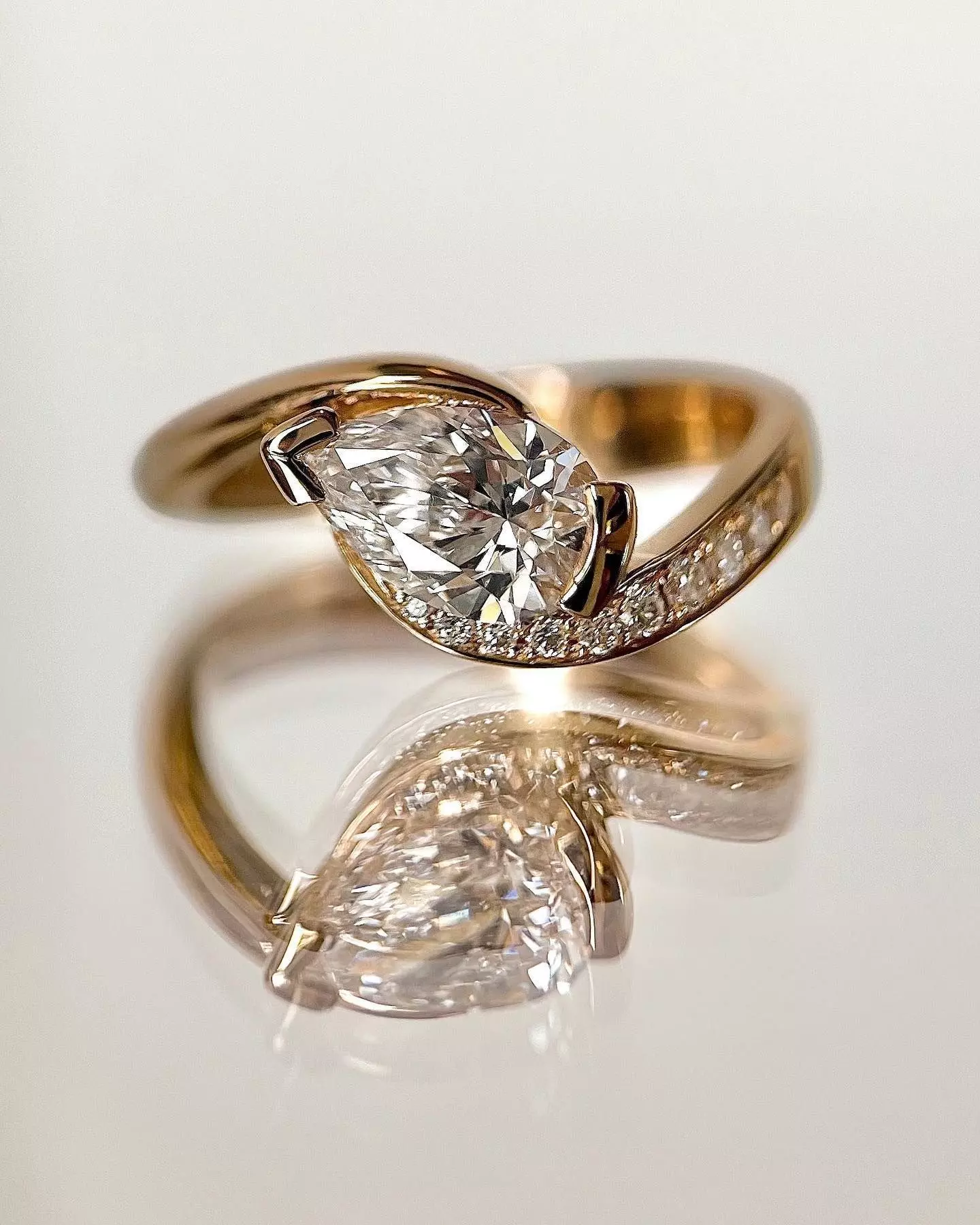  Pear Shaped Diamond Engagement Ring 3D print model_0