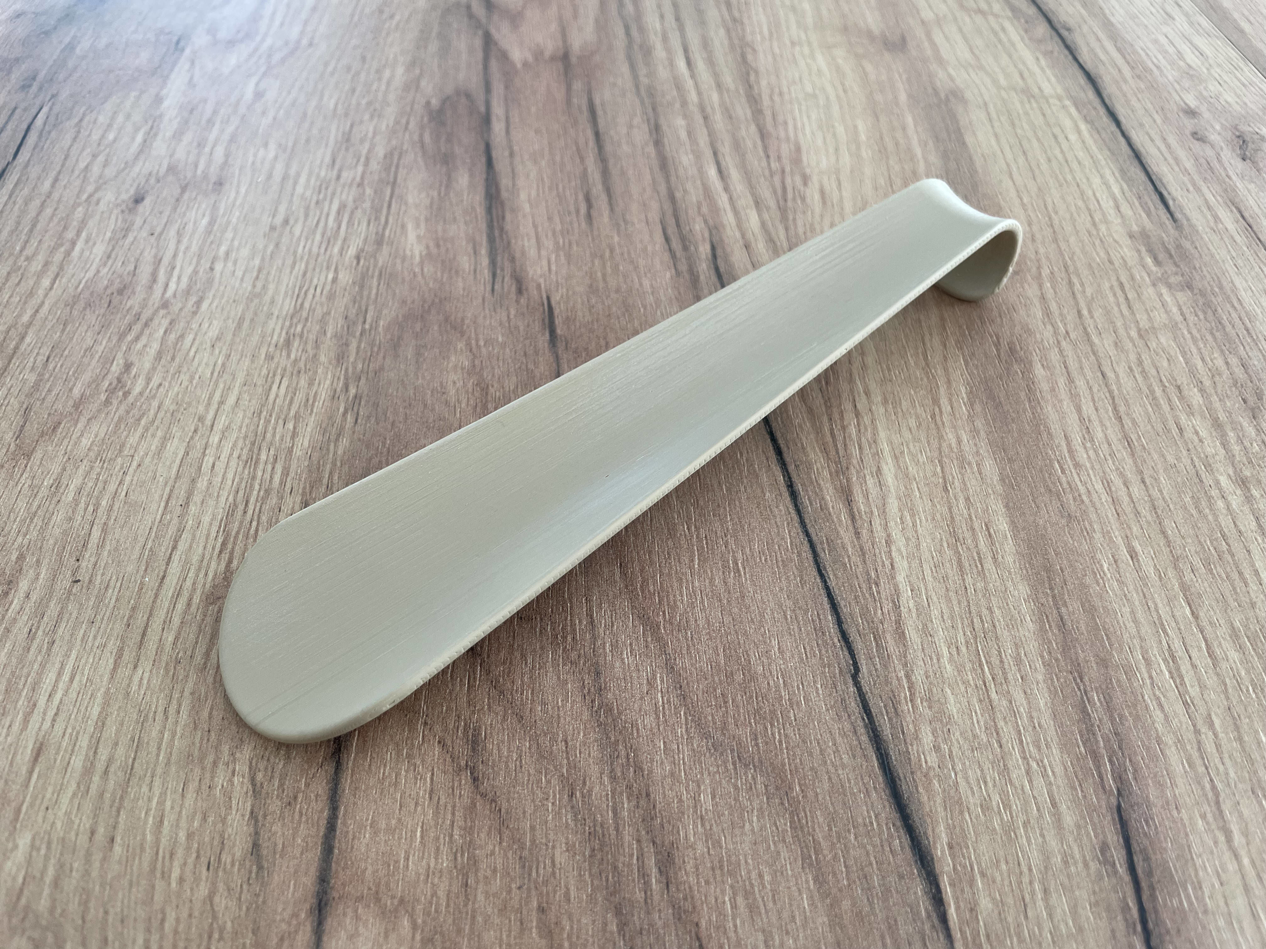 Comfortable and resistant shoehorn Free 3D print model_5