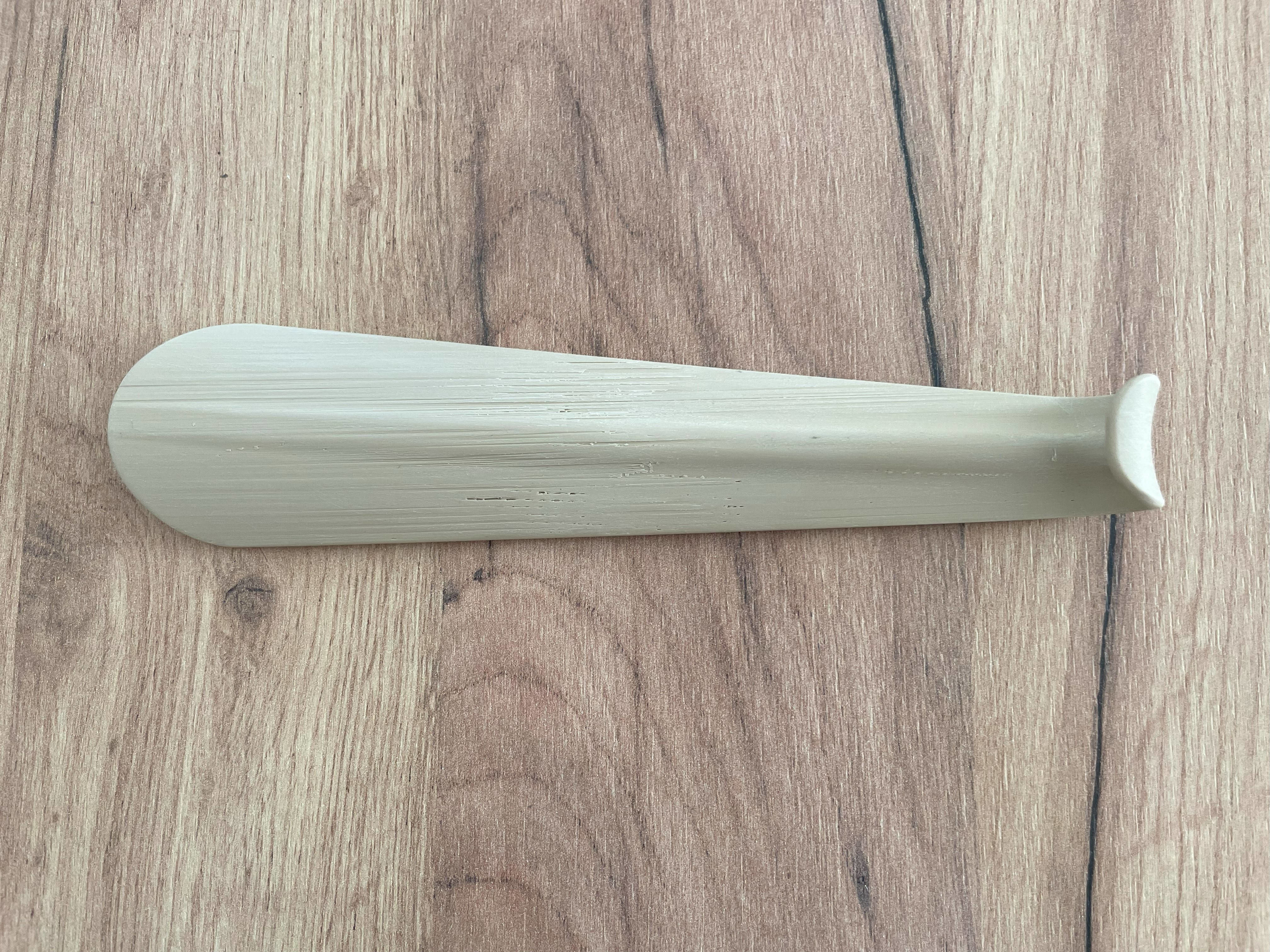 Comfortable and resistant shoehorn Free 3D print model_4