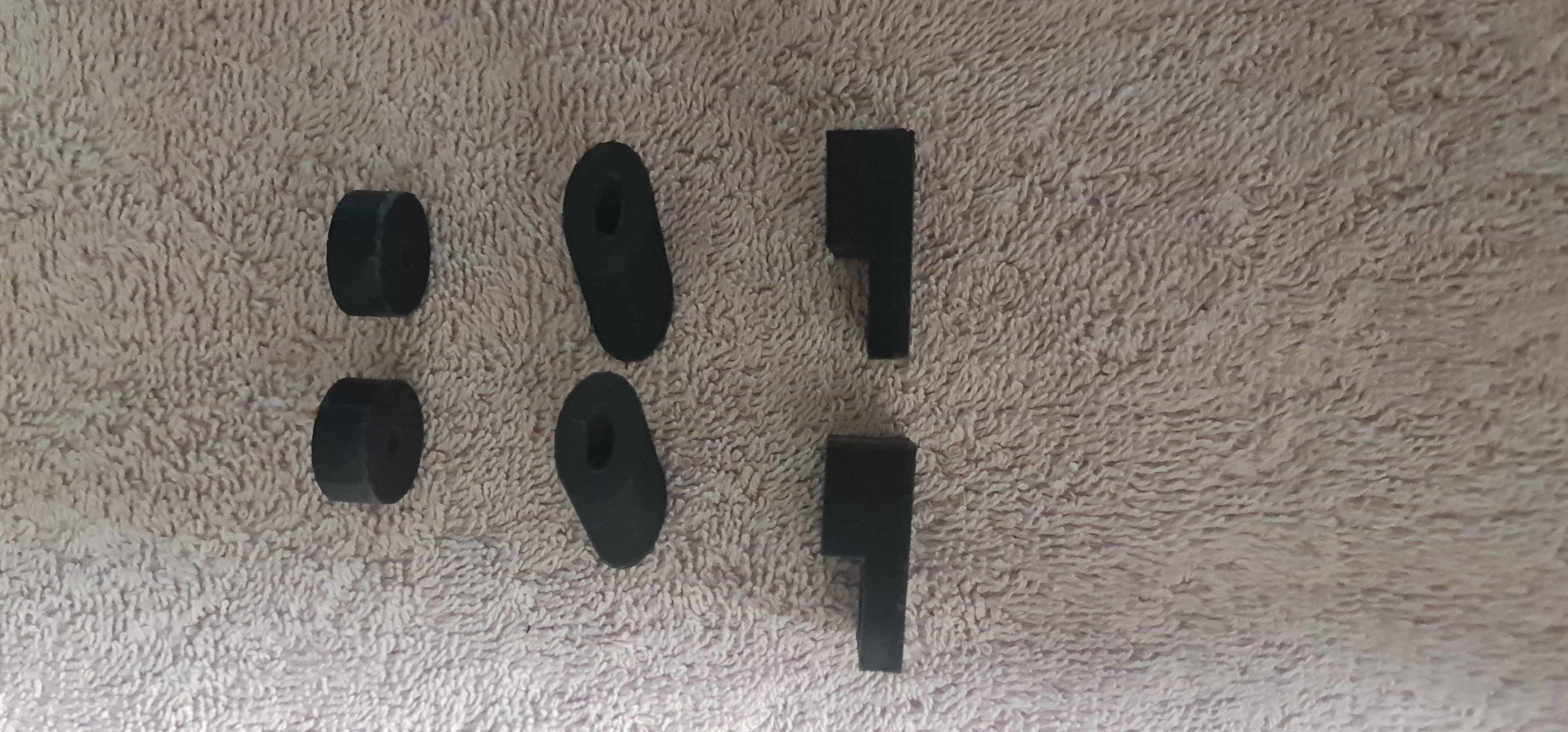 Ford Fiesta ST MK7 Wing Riser Clips Kit 3D print model_2