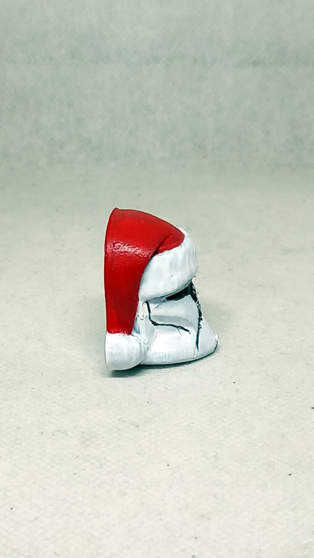 santa Clone Trooper fridge magnet print in place No Supports 3D print model_11