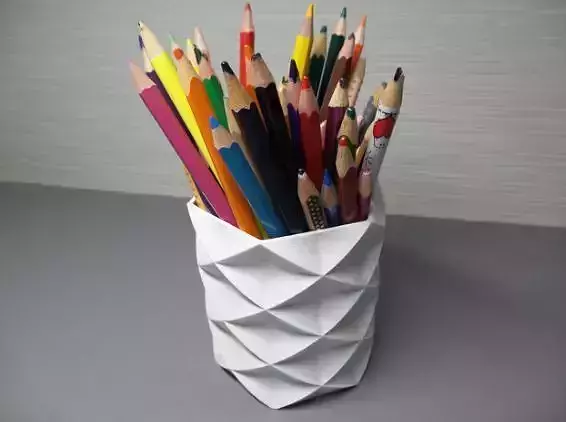pen container