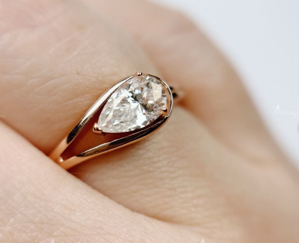 Pear diamond ring 3D print model_4