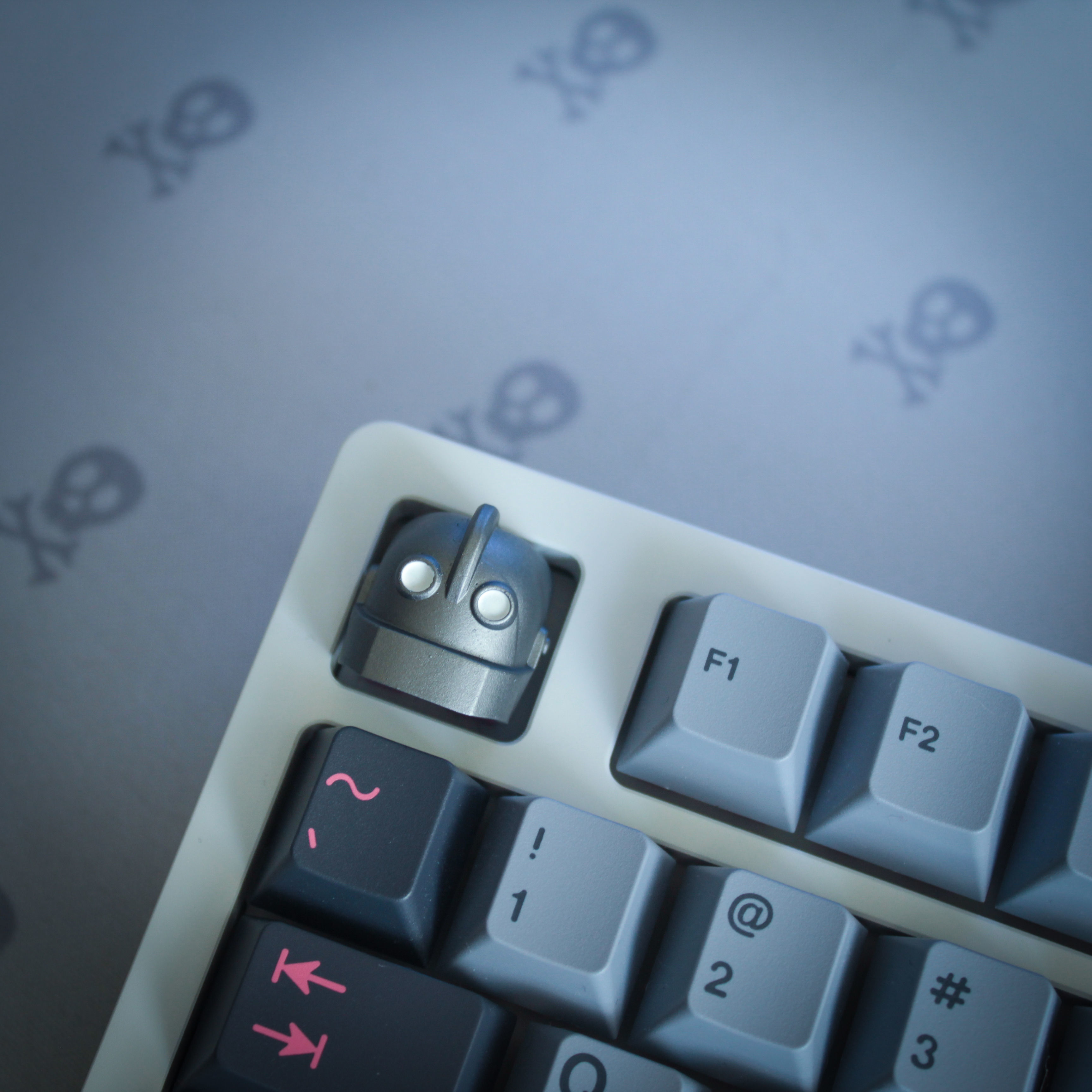 Iron Giant Keycap 3D print model_1