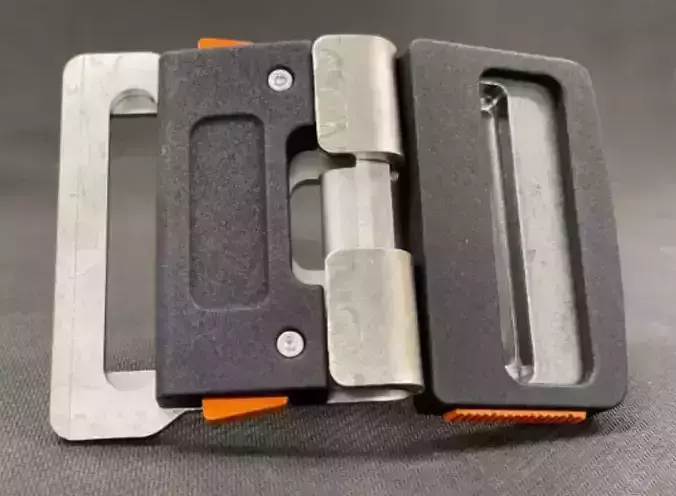 The Batman 2022 Utility Belt Buckle - Accurate Costume Cosplay  3D print model