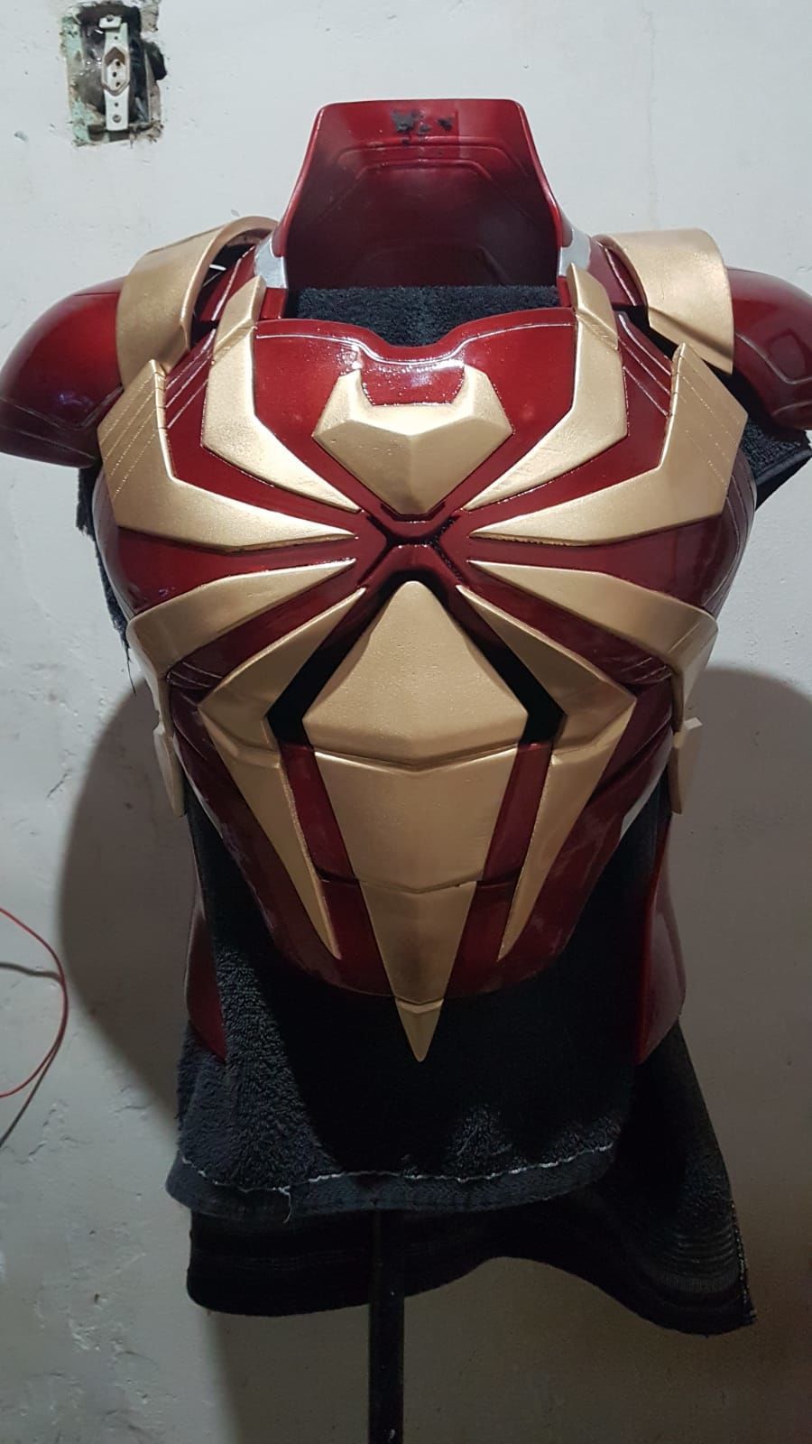 Armor Iron Spider Gold  3D print model_8