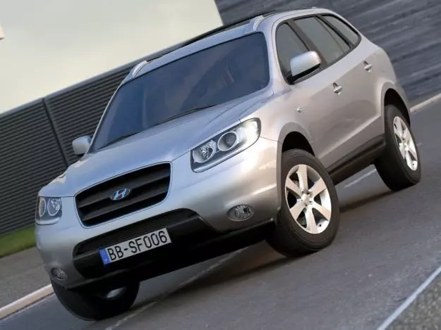 Hyundai Santafe 2006 3D model_0