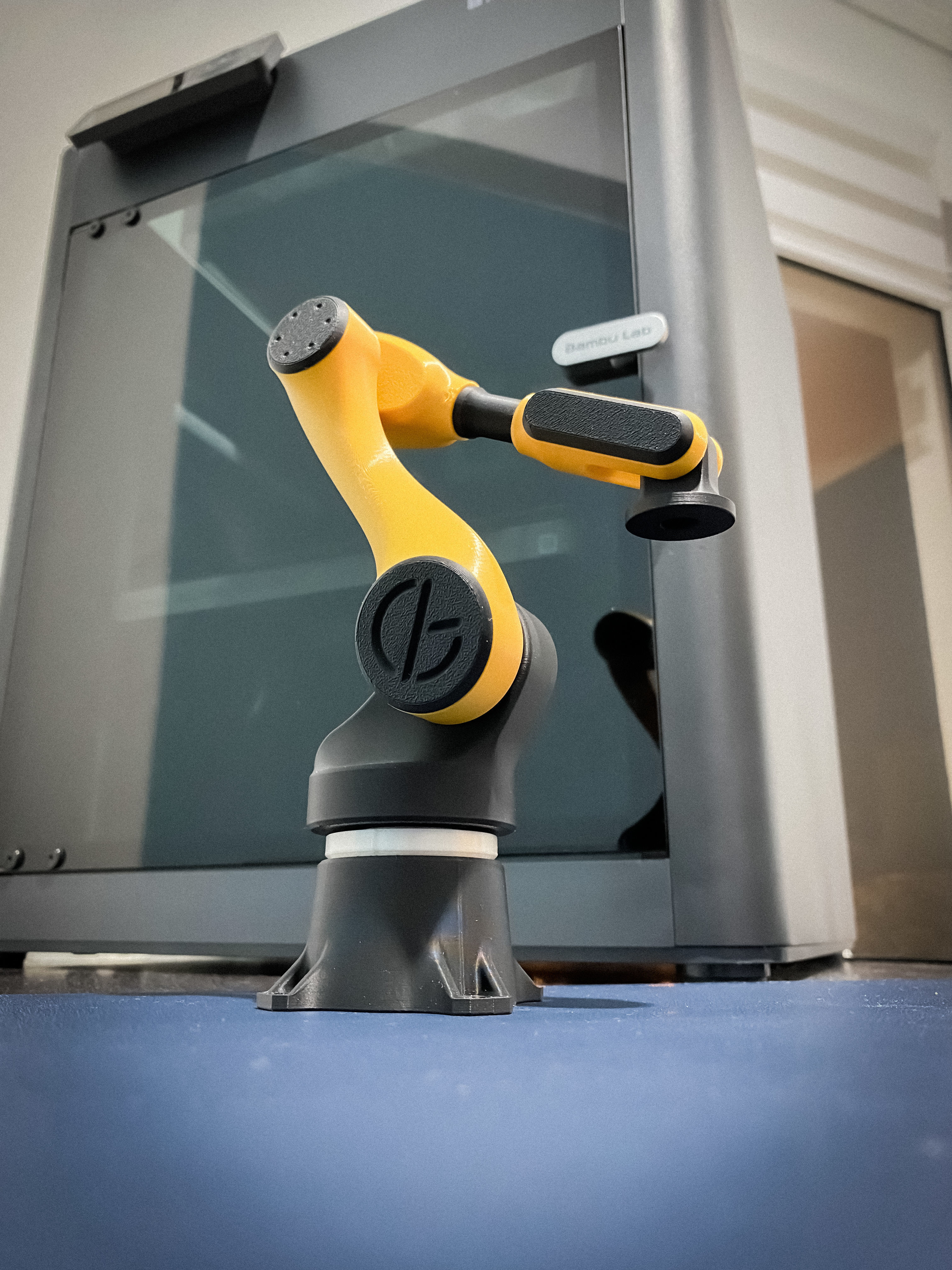 Multi-Purpose 6-Axis Articulating Robotic Arm 3D print model_9